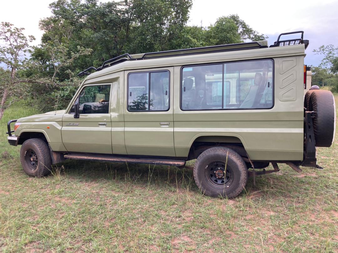 Land Cruiser Safari